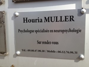 plaque professionelle houria muller psychologue spécialisée neuropsychologie montbeliard